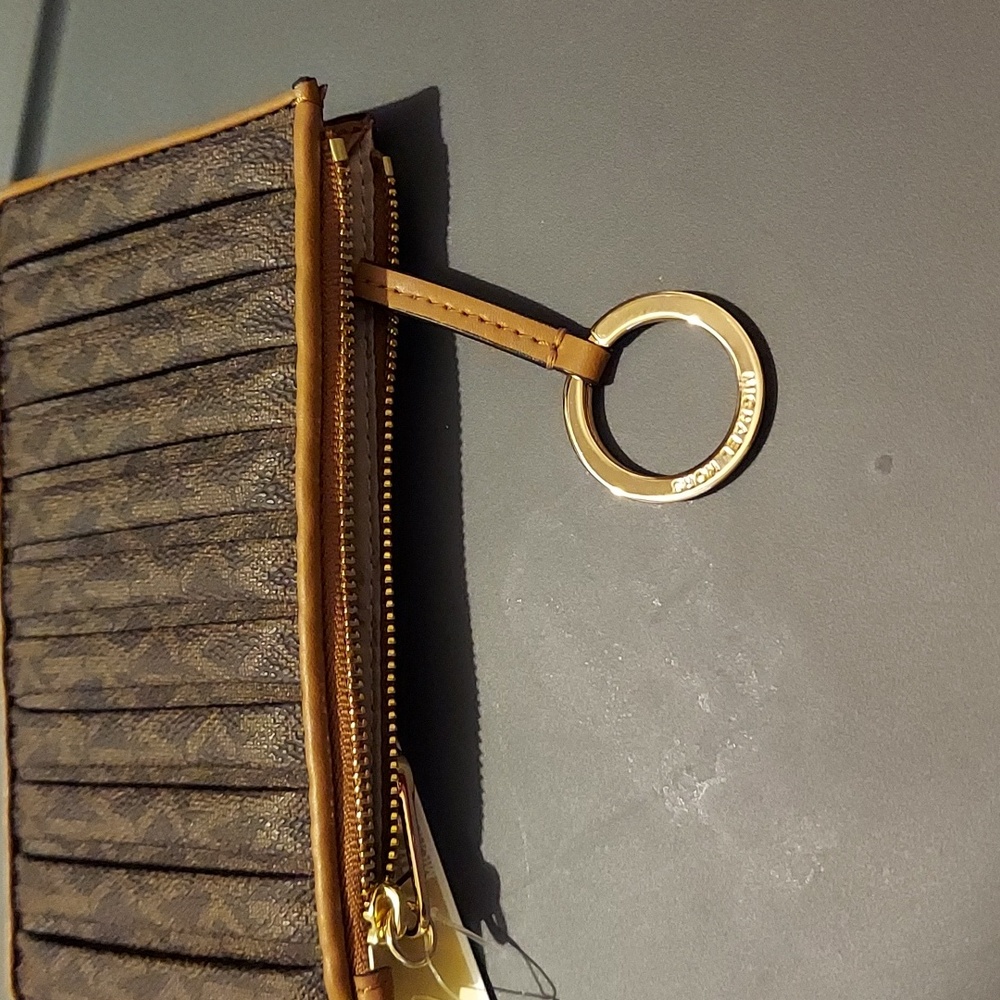 Michael Michael Kors Signature Jet Set Charm Medium Slim Card Case - Brown/Cream - Picture 5 of 5